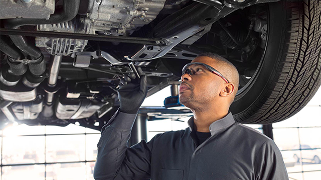 Used Vehicle Department at Leamington GM