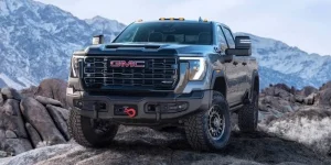 A 2025 GMC Sierra HD.